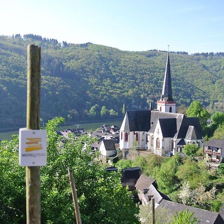 Ferienwohnung Am Fluss Klotten Esterno foto