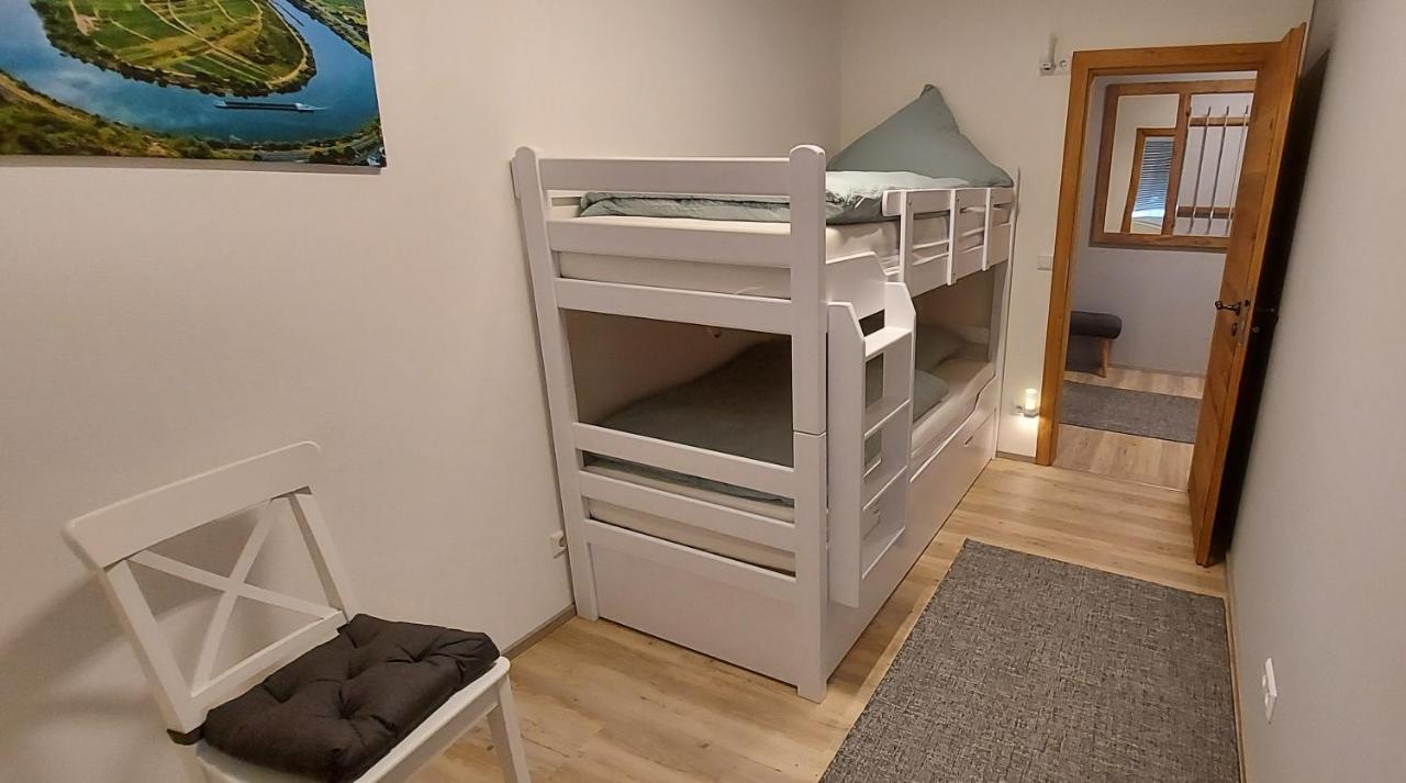 Ferienwohnung Am Fluss Klotten Esterno foto